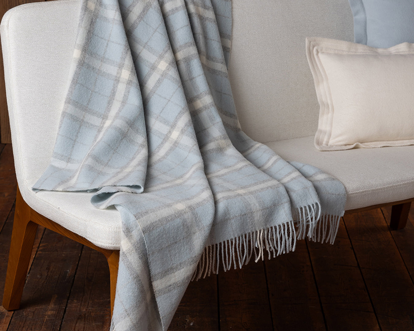 alicia adams alpaca Wellington Throw